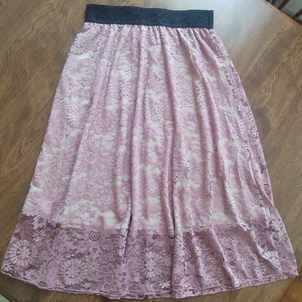 🆓 BOGO! 🆓 NWOT LuLaRoe Lola (XS - SM)